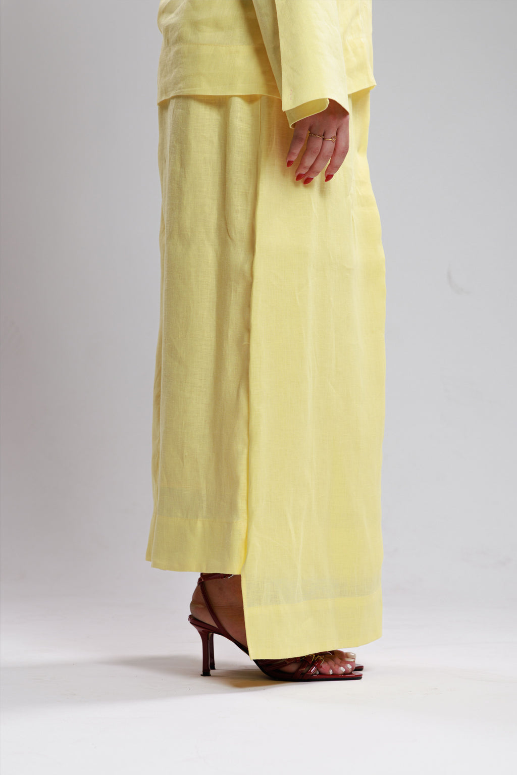 Helios Linen Set